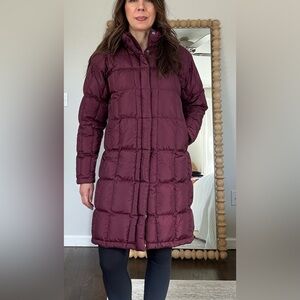 The North Face Metropolis Parka in Burgundy M